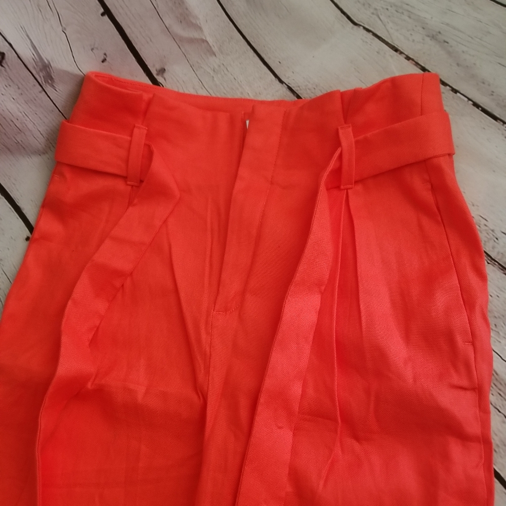 Banana Republic tapered pants Orange/Salmon color. Size 0 high waste with Tie